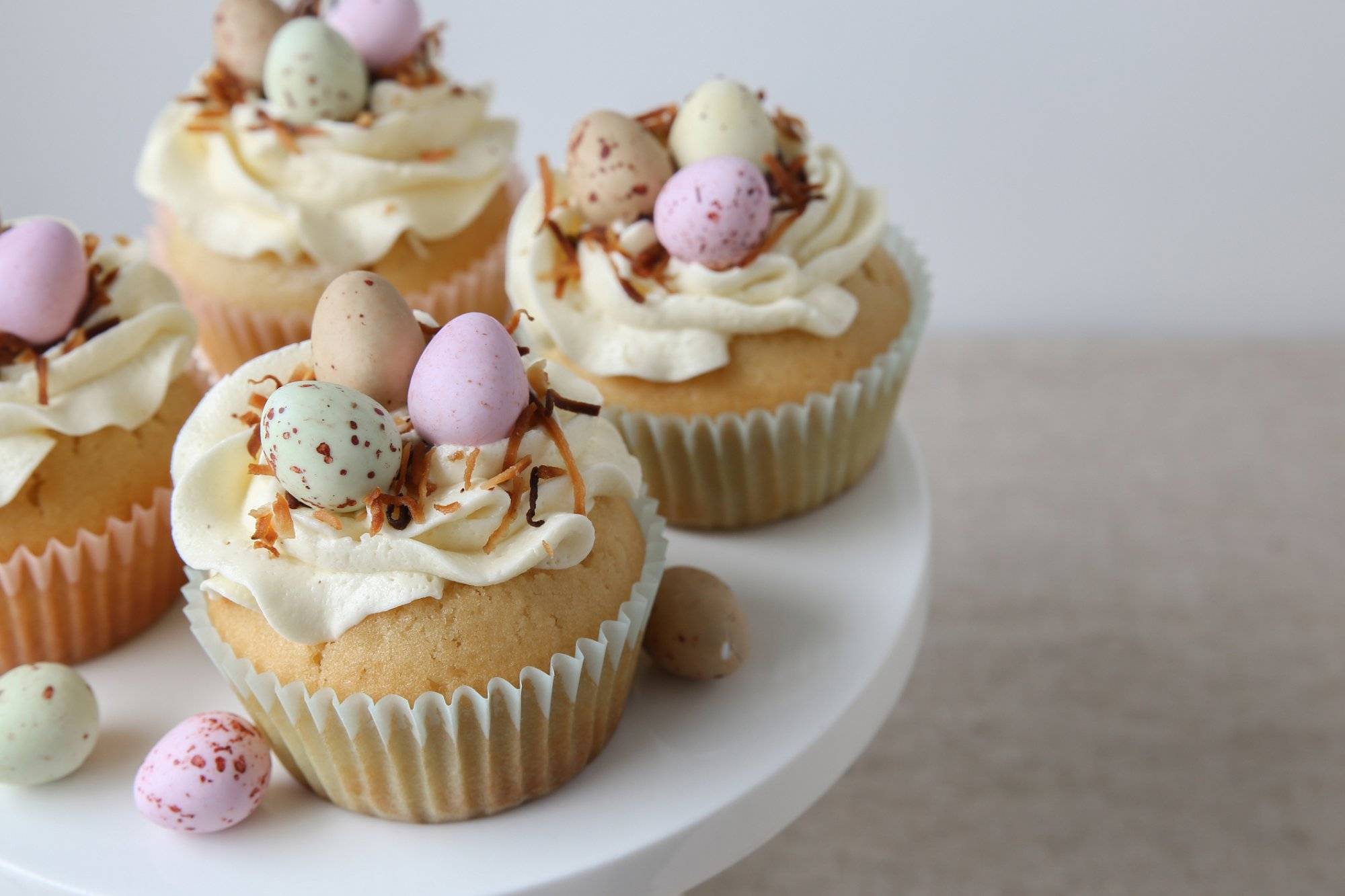 Homemade Easter eggs cupcakes